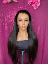 Load image into Gallery viewer, Lace Frontal wig
